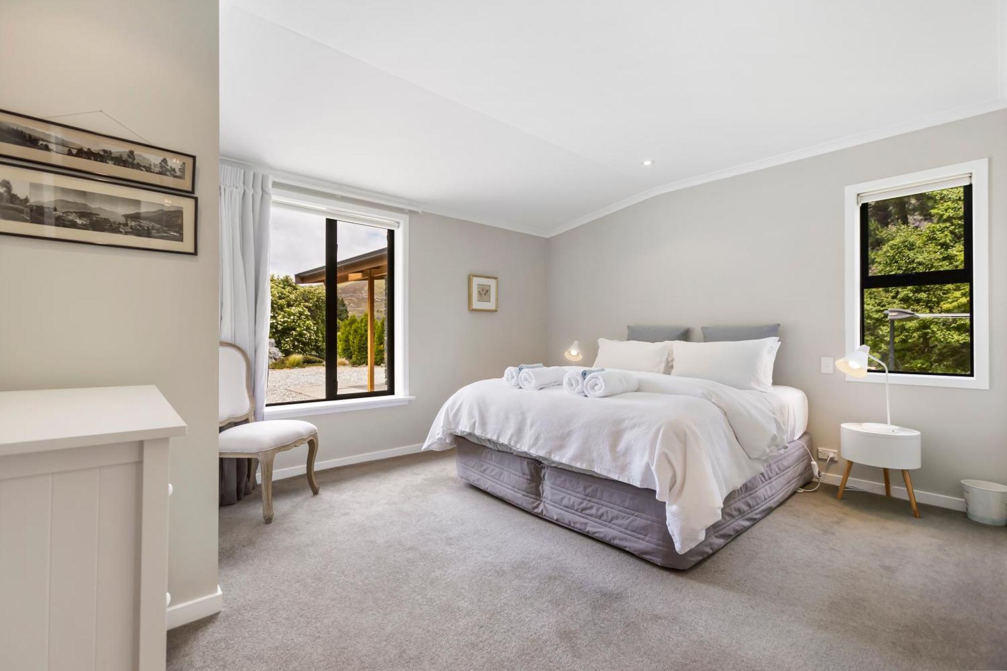 จัดจ์ แอนด์ เจอรี Villa Gibbston ภายนอก รูปภาพ
