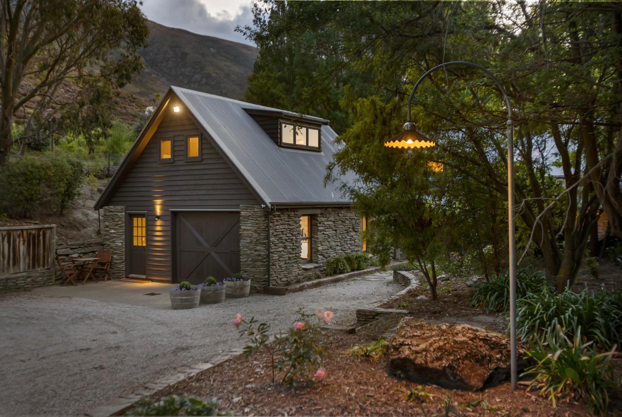 จัดจ์ แอนด์ เจอรี Villa Gibbston ภายนอก รูปภาพ